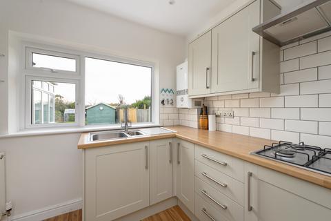 4 bedroom bungalow for sale, Swalecliffe Road, Tankerton, Whitstable