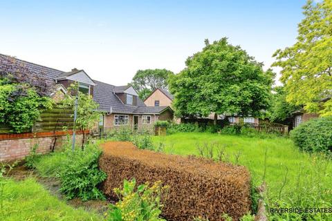 4 bedroom detached bungalow for sale, DETACHED FOUR BEDROOM BUNGALOW