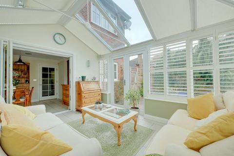 3 bedroom semi-detached house for sale, Folders Gardens, Burgess Hill, RH15