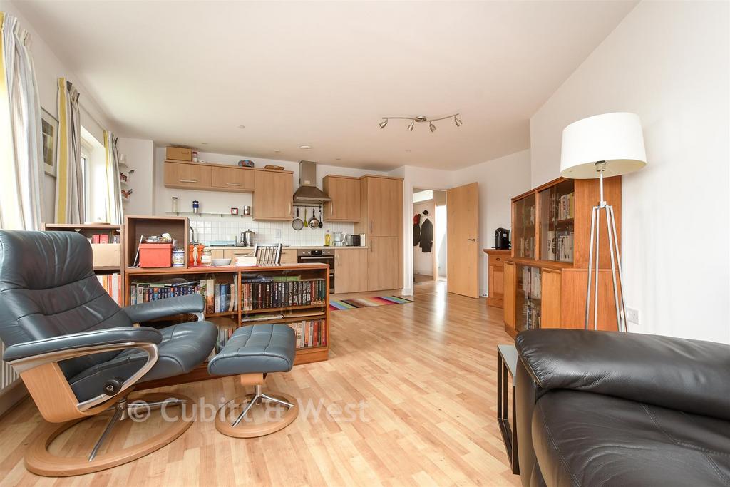 Kitchen Lounge/Dining Room