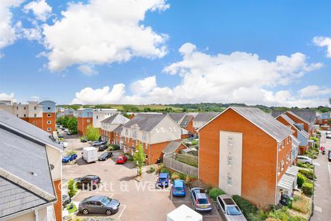 2 bedroom flat for sale, Burlescombe House, Redhill RH1