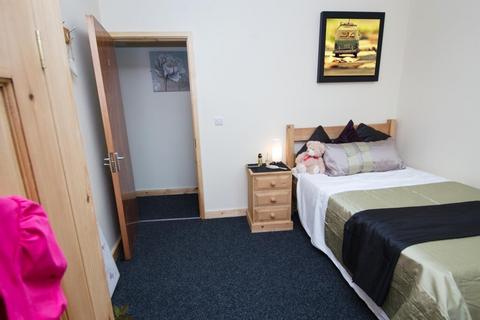 4 bedroom flat to rent, Cemetery Road, Sheffield S11