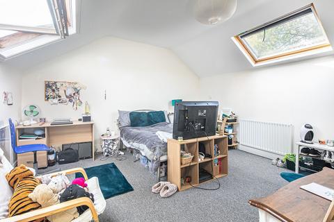 undefined, Hunter House Road, Sheffield S11