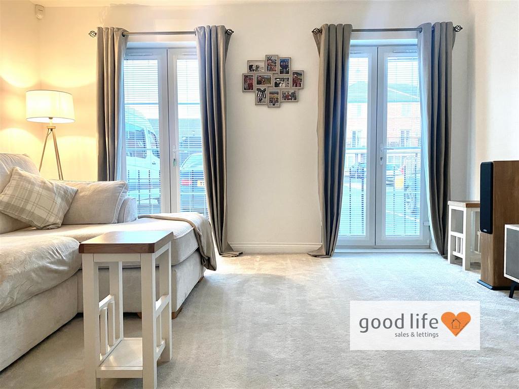 20251125 152024610 i OS39aaylesfordmews.jpg