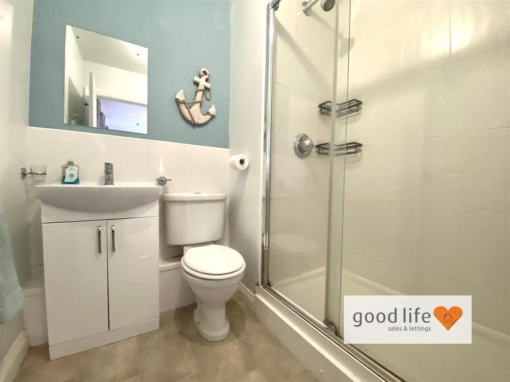 20251125 152102719 i OS39aaylesfordmews.jpg