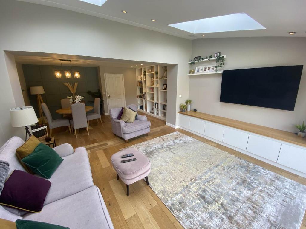 Lounge 3
