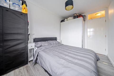 undefined, Chelveston Crescent, Aldermoor, Southampton, Hampshire, SO16