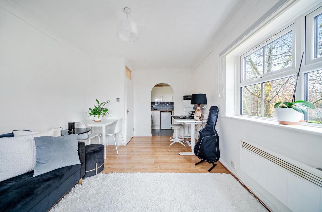 1385669-5-692d783...