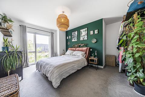 2 bedroom apartment for sale, Bramah Court, 2 Breakspear Gardens, London, SW19