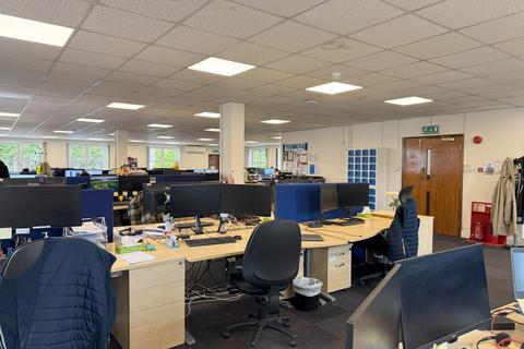 Office to rent, 6 Pembroke Rd Sevenoaks TN13 1XR