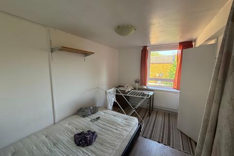 undefined, Maskell Road, London, SW17