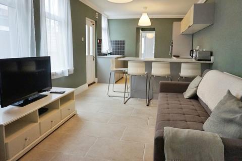 2 bedroom flat to rent, Cardiff CF24