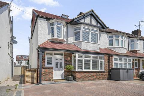 undefined, Meadow Close, Raynes Park SW20