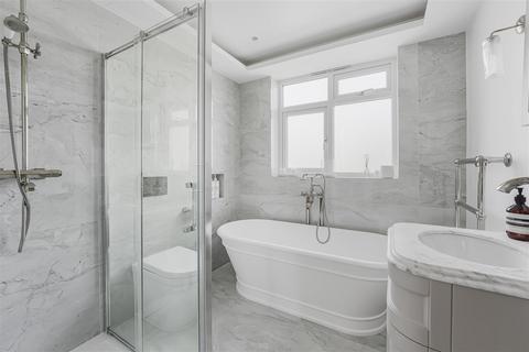 undefined, Meadow Close, Raynes Park SW20