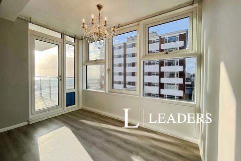 undefined, Kingsway, Hove, East Sussex, BN3