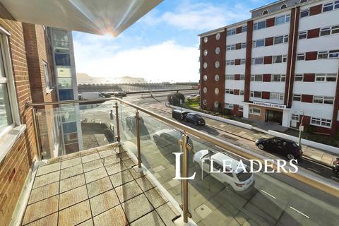 Kingsway, Hove, East Sussex, BN3