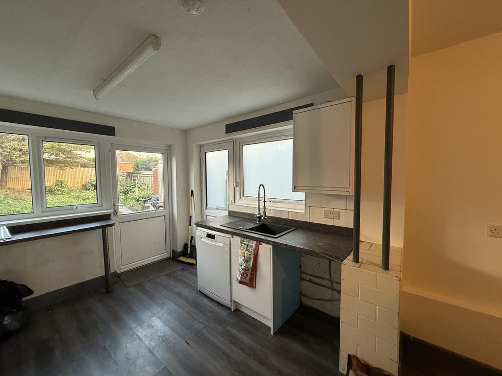 Kitchen 2