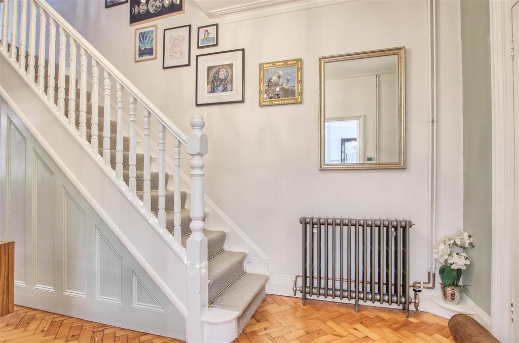 Hallway.jpg