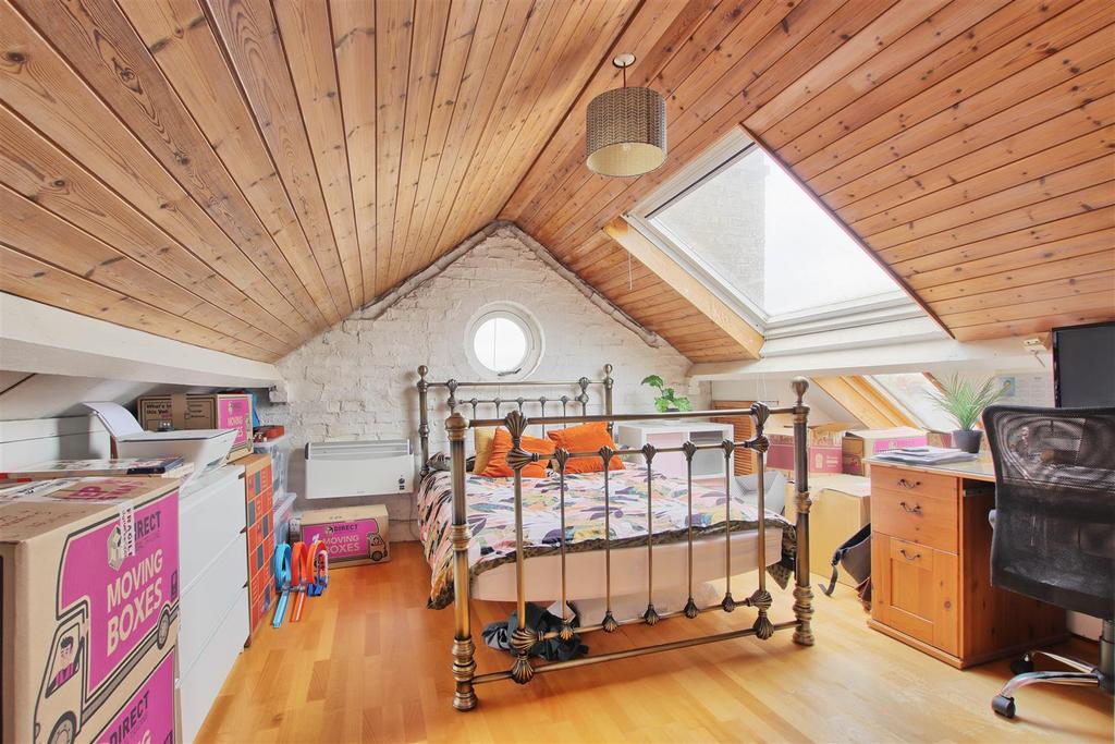 Loft Room.jpg