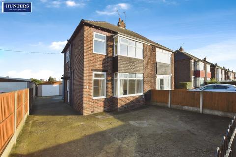 3 bedroom semi-detached house for sale, Warley Road, Scunthorpe