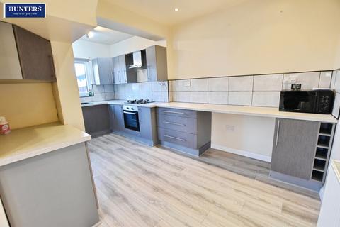 3 bedroom semi-detached house for sale, Warley Road, Scunthorpe