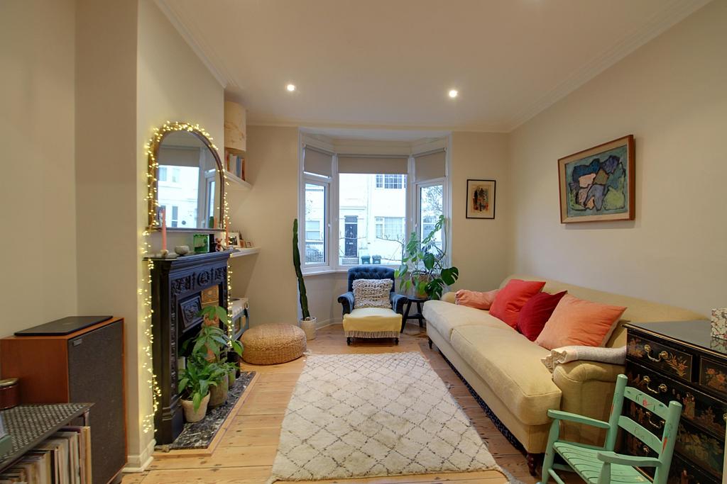 Living room 1