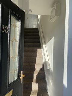1 bedroom flat to rent, Old Earth, Elland HX5