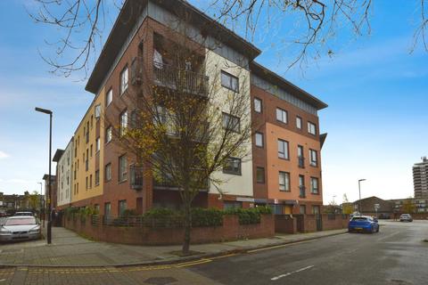 1 bedroom flat for sale, Fothergill Close, London