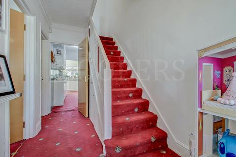 3 bedroom terraced house for sale, Dawpool Road, London, NW2