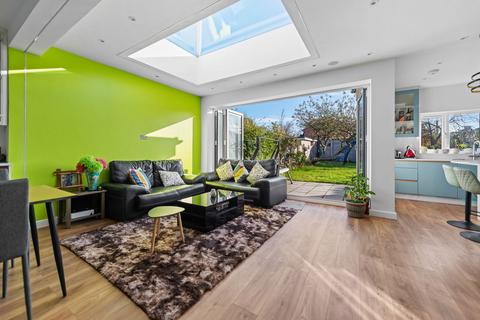 undefined, Leysdown Road, Mottingham, SE9