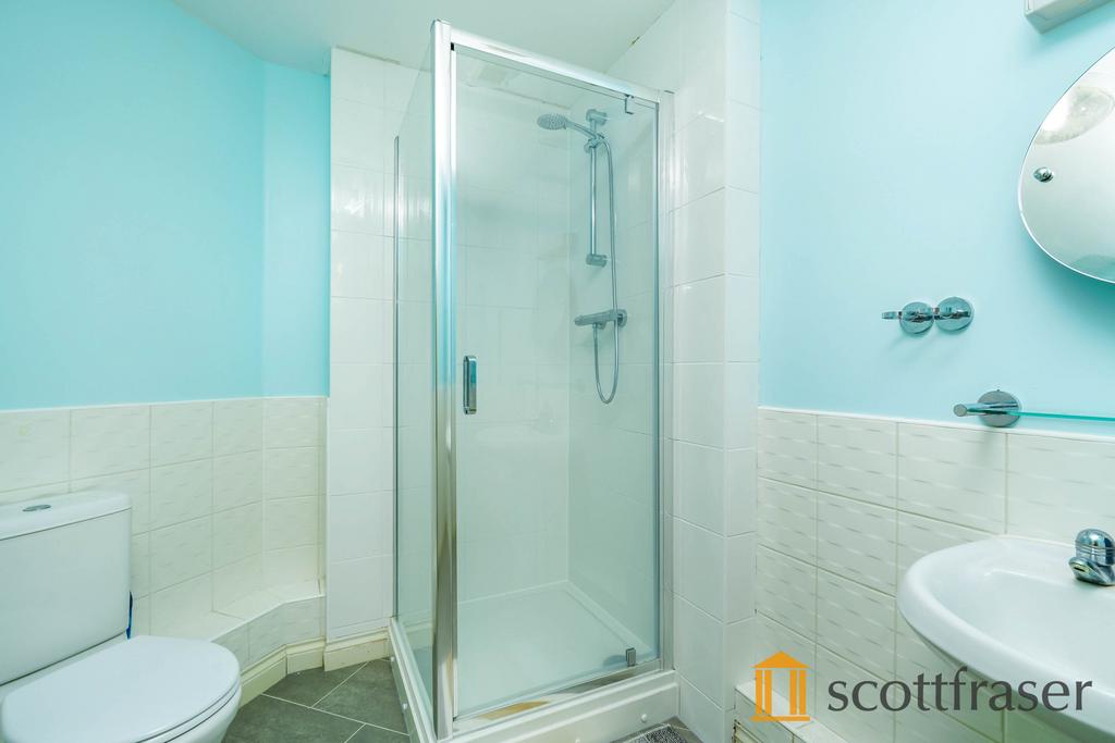 Shower 9