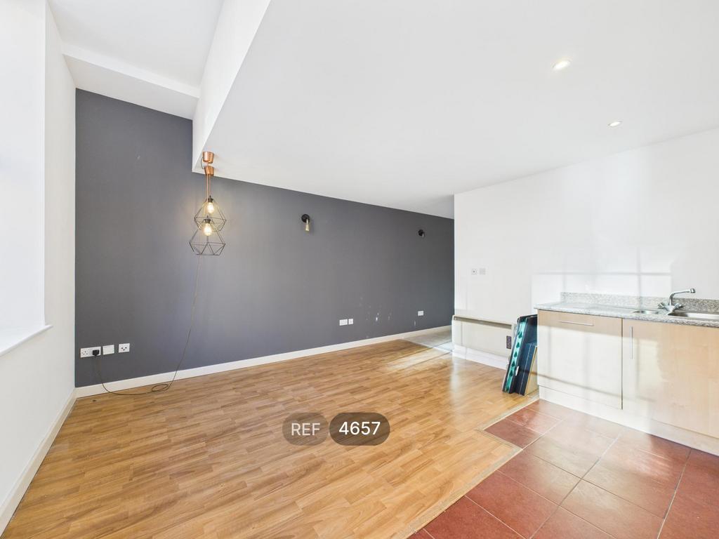 Kitchen/Living area