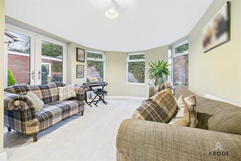 undefined, Glen Drive, Alton ST10