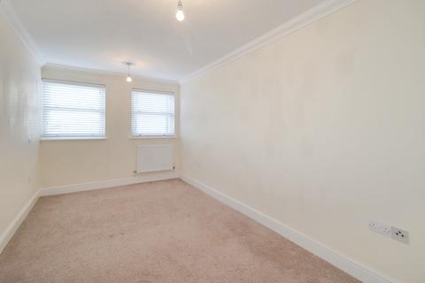 2 bedroom apartment to rent, Pleasant Place, Hersham Village KT12