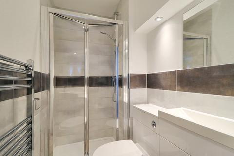 2 bedroom apartment to rent, Pleasant Place, Hersham Village KT12