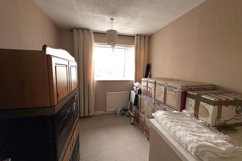 3 bedroom semi-detached house to rent, Deeble Road, Ise Lodge, Kettering, NN15