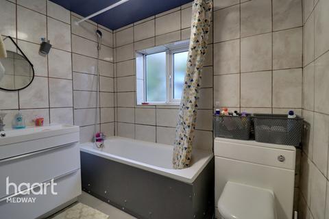 undefined, Alexandra Road, Chatham