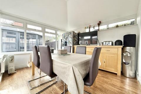 undefined, Pochins Bridge Road, Wigston LE18
