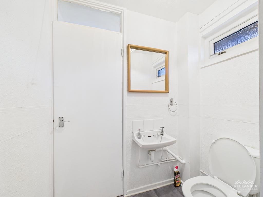Ground floor wc