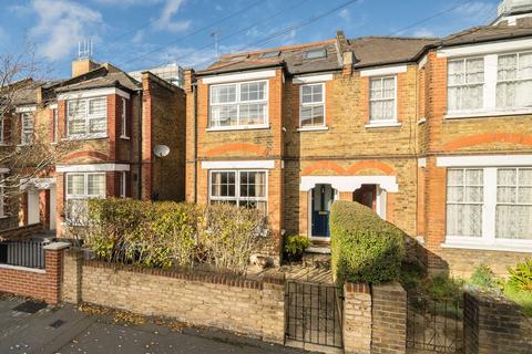 Griffiths Road, London SW19