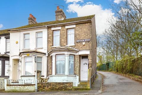 3 bedroom end of terrace house for sale, Hartington Street, Chatham ME4