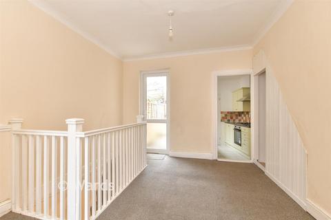 3 bedroom end of terrace house for sale, Hartington Street, Chatham ME4