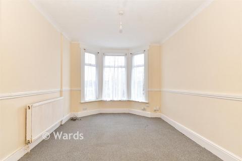3 bedroom end of terrace house for sale, Hartington Street, Chatham ME4