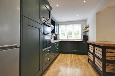 3 bedroom semi-detached house for sale, Oakdene, Cottingham
