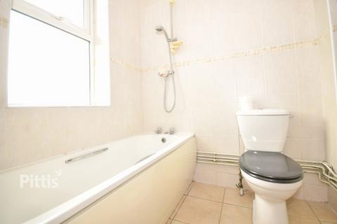 3 bedroom semi-detached house to rent, Park Road Ryde PO33
