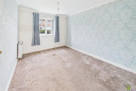 1 bedroom retirement property for sale, Woodville Grove, Welling, Kent, DA16