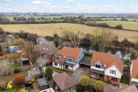 Hunston, Chichester, West Sussex, PO20