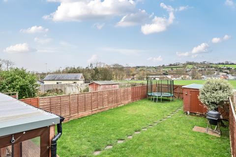 3 bedroom end of terrace house for sale, Kings Crescent, Tiverton, Devon, EX16