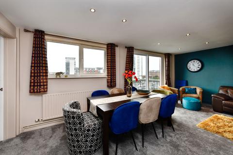4 bedroom penthouse to rent, Penryce Court, Maritime Quarter, Swansea