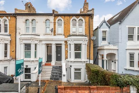 Mosslea Road,  London, SE20